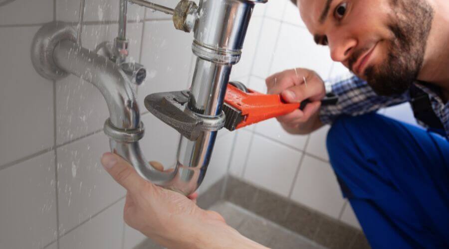 Professional bathroom faucet installation in Crawfordsville, IA